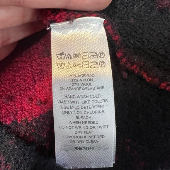 Tahari And Black Lumberjack Long Mock Neck Sweater - Picture 6 of 6